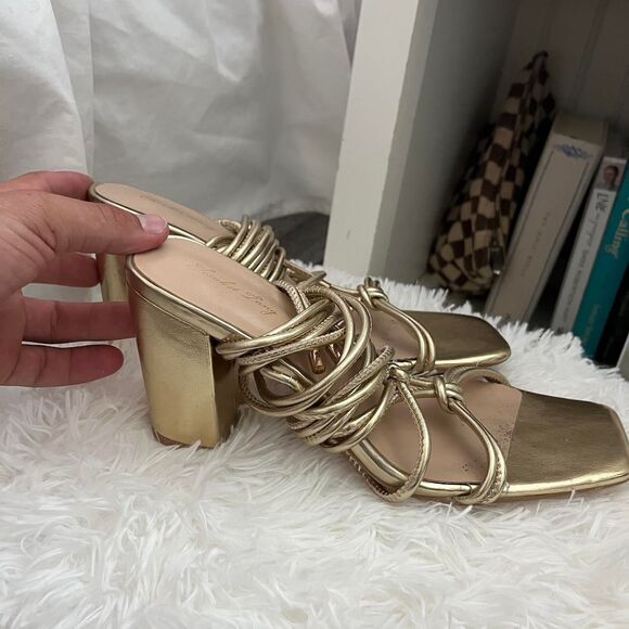 AMAZON Wrap Up Calf Formal Block Footwear Event Strappy Sz 9.5 Women's Gold Heel - Picture 2 of 2